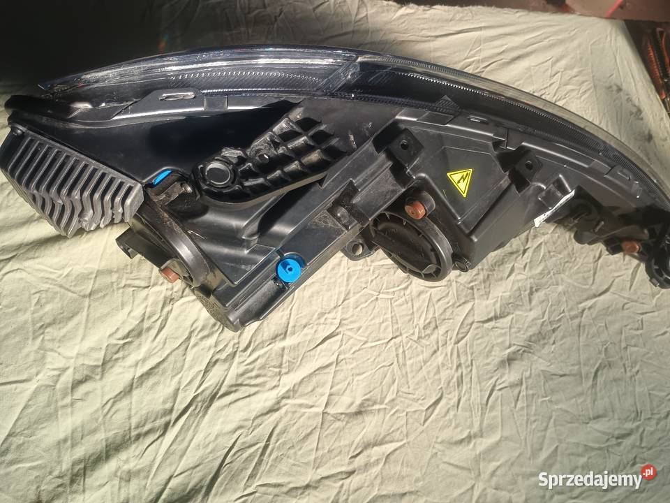 Lampa przednia lewa Xenon LED Chrysler Pacifica Kupno