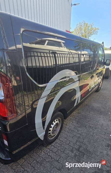 Osobowy Opel Vivaro 2018 16 diesel Kalisz