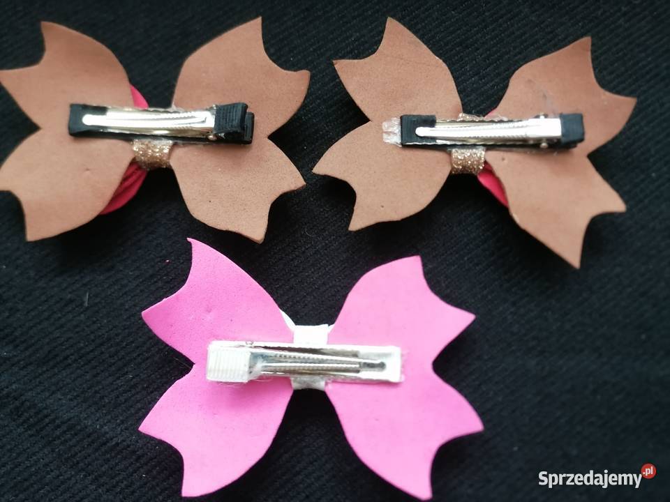 Zapinka do włosów różowa kokardaSpinka
