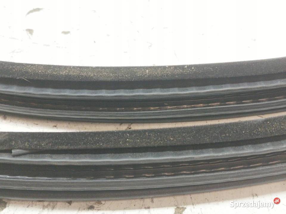USZCZELKA DRZWI LEWY PRZÓD KAROSERYJNA KIEROWCY Uszczelki Motoryzacja sprzedam