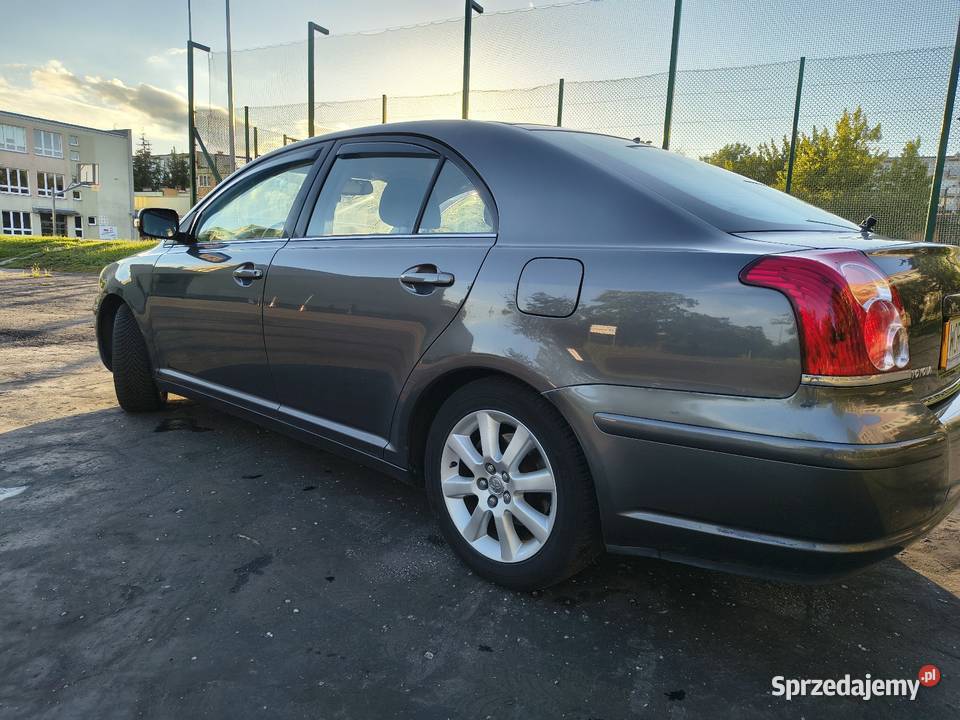Sprzedam Toyotę Avensis T25 20 D4D Liftback sprowadzony Białystok