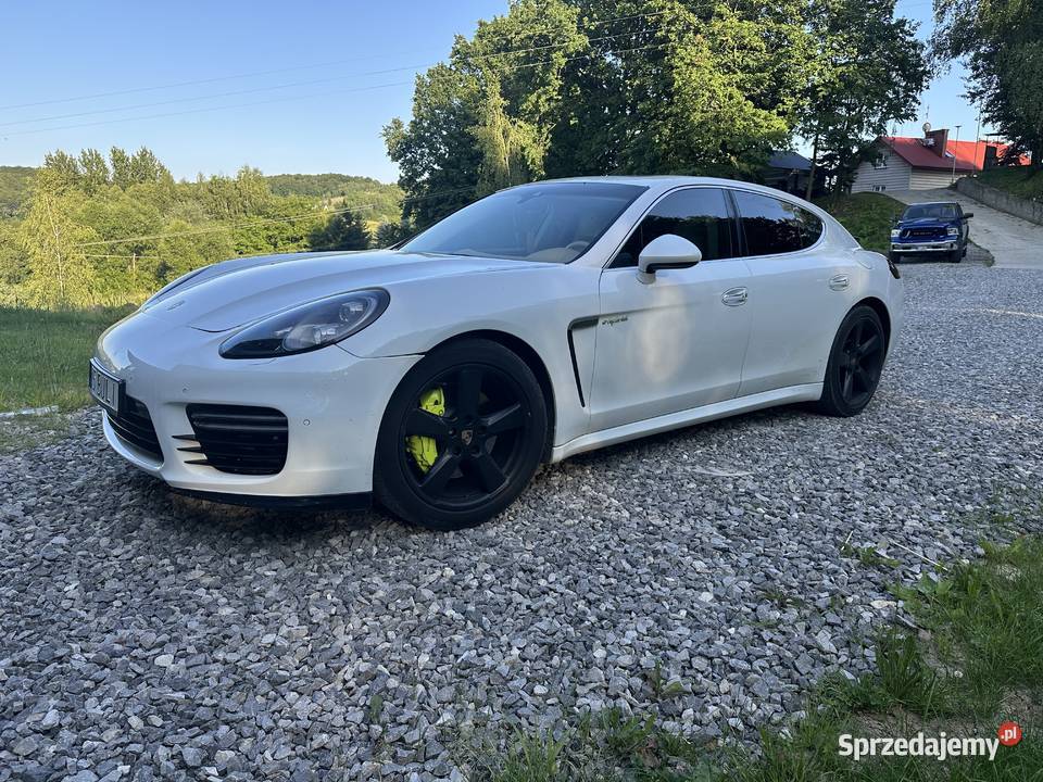 Porshe panamera Stobierna