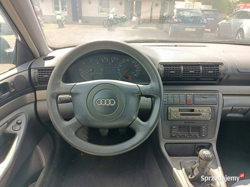 Audi A4 Avant Audi A4 19TDI 110 98r B5 19952001 Tarnów