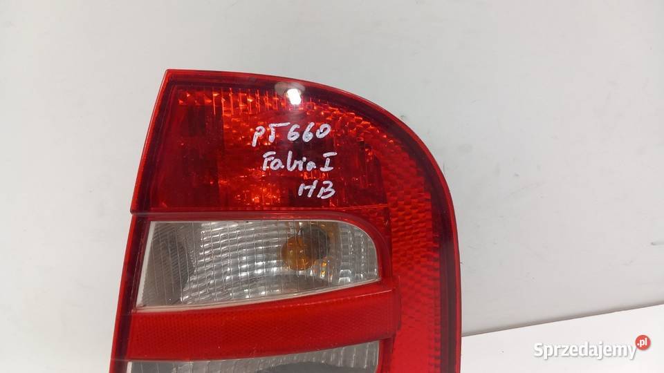 SKODA FABIA I HB LAMPA TYŁ PRAWA Zbierkowo sprzedam