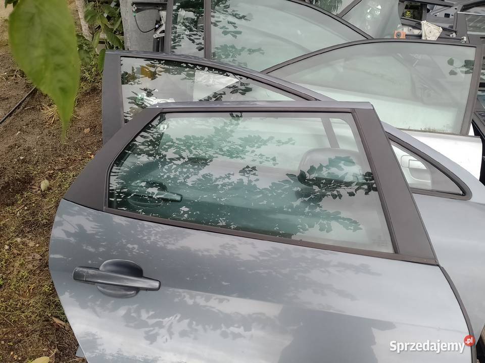 Drzwi prawe tylne Peugeot 407sw lakier ezwd Wyrzysk