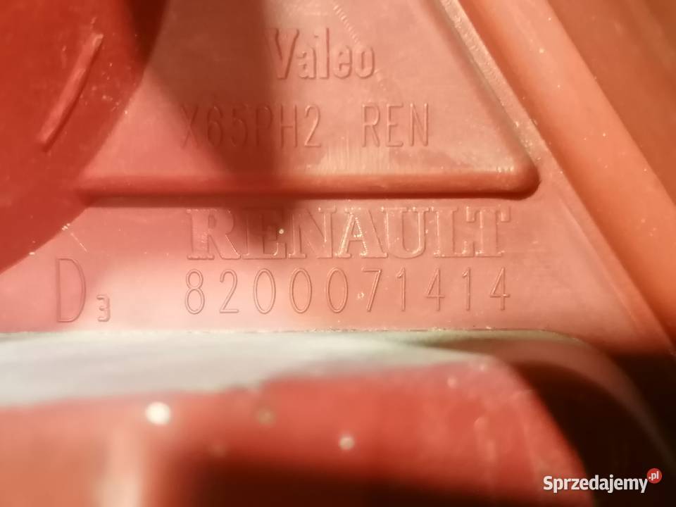lampa tył prawa 8200071414 Renault Clio 2 Lampy tylne łódzkie Piotrków Trybunalski
