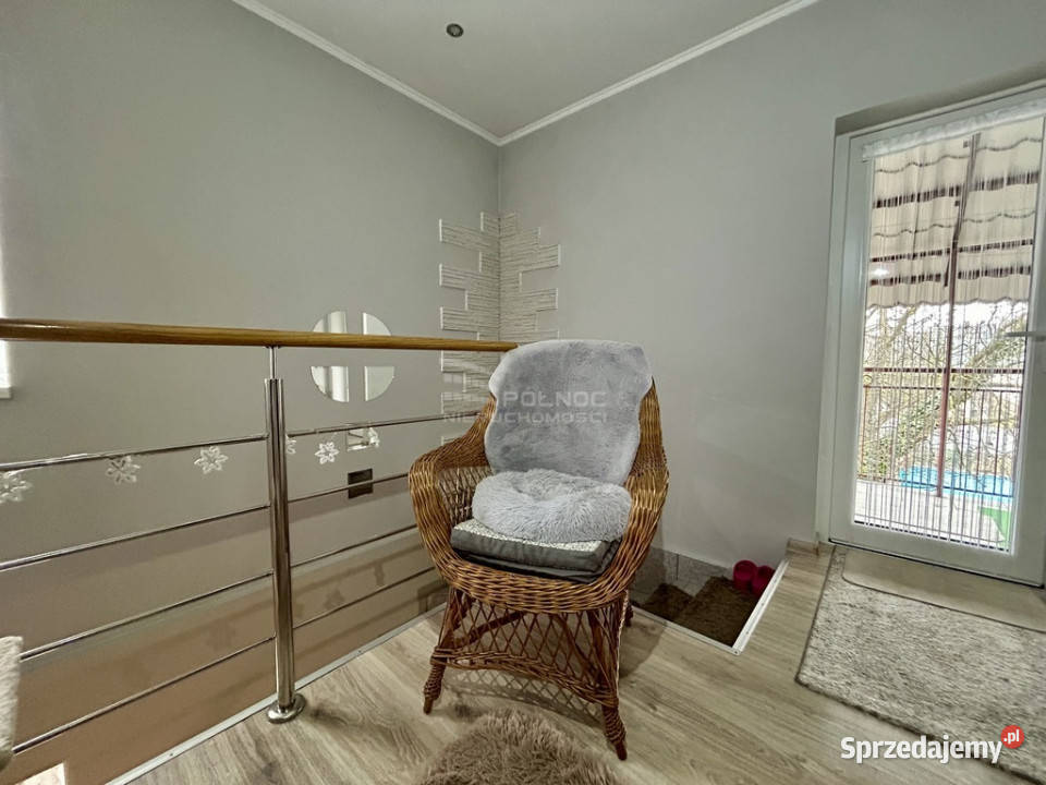 Funkcjonalny dom z basenem w Tomaszowie pustak Tomaszów Lubelski