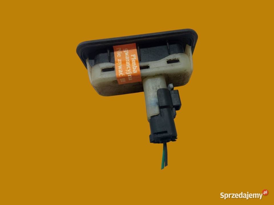 PRZEŁĄCZNIK KLAPY BAGAŻNIKA ORG 8200385515 Motoryzacja