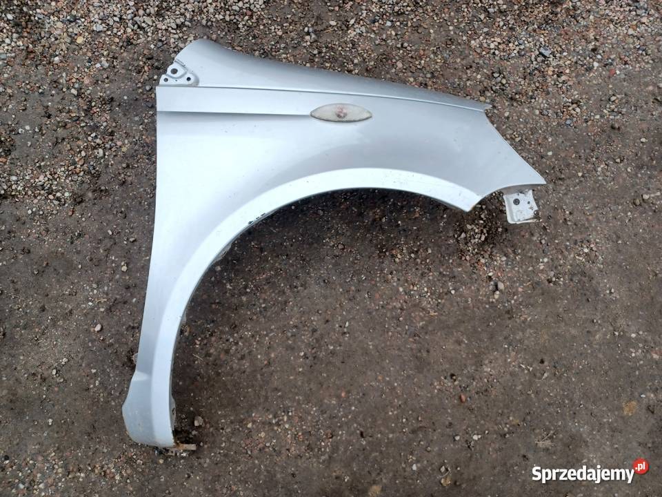 Błotnik Prawy Przód Toyota Yaris 1 I Wisznice