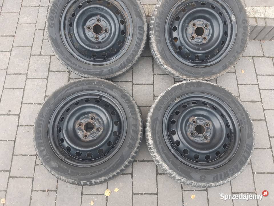Koła 15 z oponami zimowymi 18565R15 GoodYear Ząbki