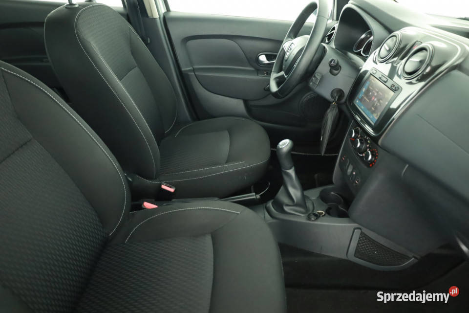 Dacia Logan 10 SCe Piaseczno