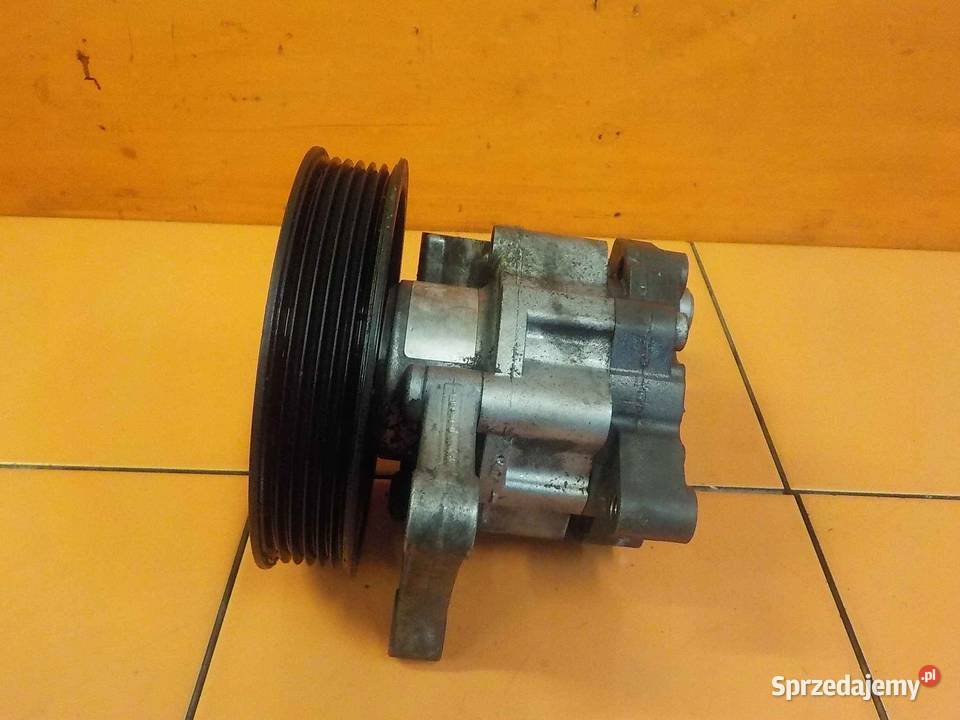 MERCEDES C W204 18 CGI 12r 156 271 pompa