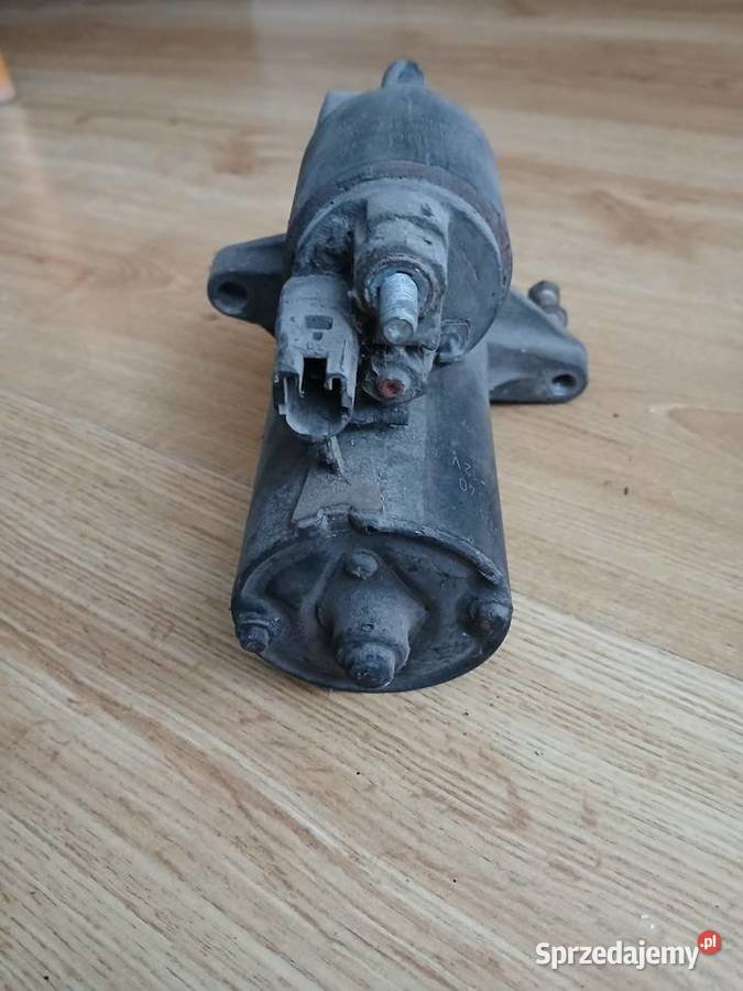 Rozrusznik Toyota Avensis Części samochodowe