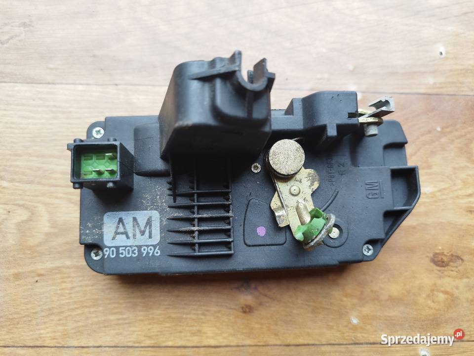 OPEL VECTRA B LIFT ZAMEK PRAWY TYŁ AM 90503996 Jasło sprzedam