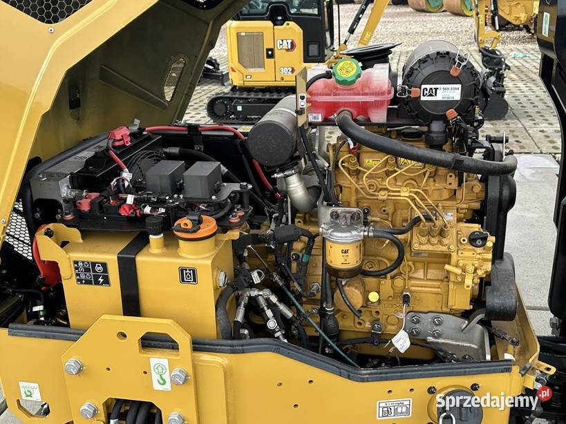 WALEC DROGOWY CATERPILLAR CB25 GC Tuliszków