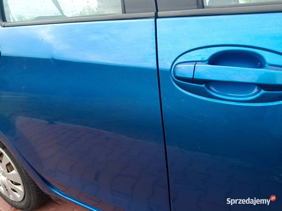 Toyota yaris nieuszkodzony Otwock Mały