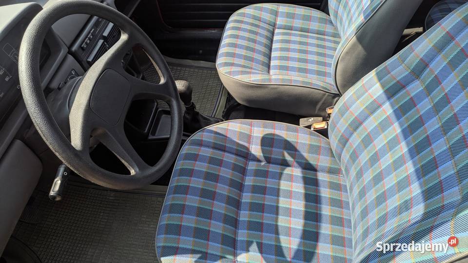 Fiat Uno garażowany stan kolekcjonerski przebieg Uno Jędrzejów