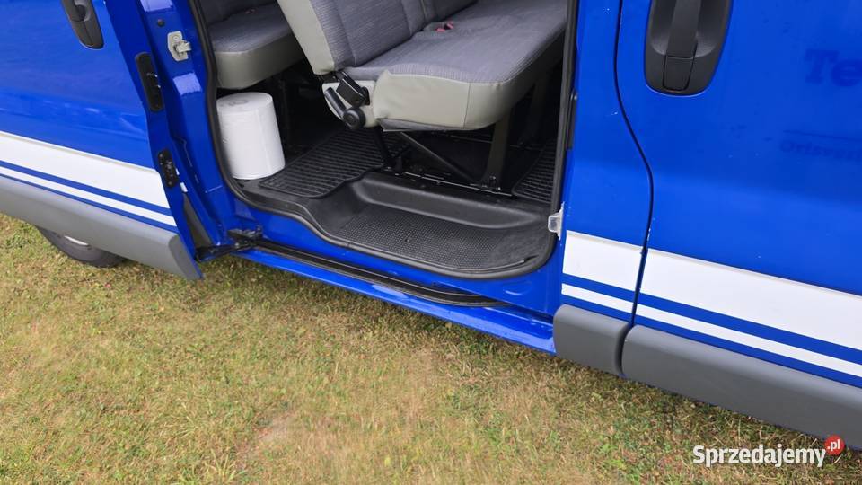 Renault trafic pesenger 25 long klima osobowy Zamość