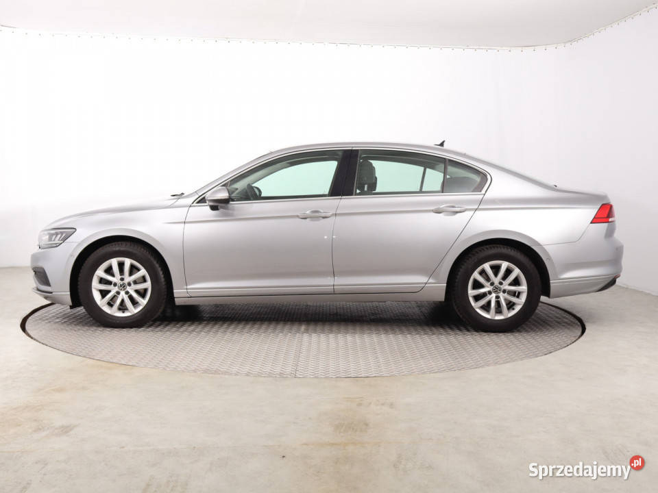 VW Passat 20 TDI asystent parkowania Katowice