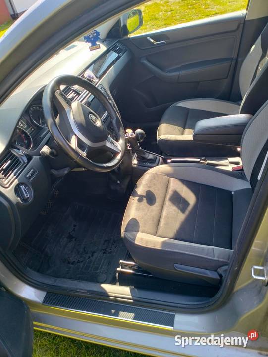 SPRZEDAM SKODA RAPID AMBITION 12 TSI66 kw TURBO Grodzisk Mazowiecki