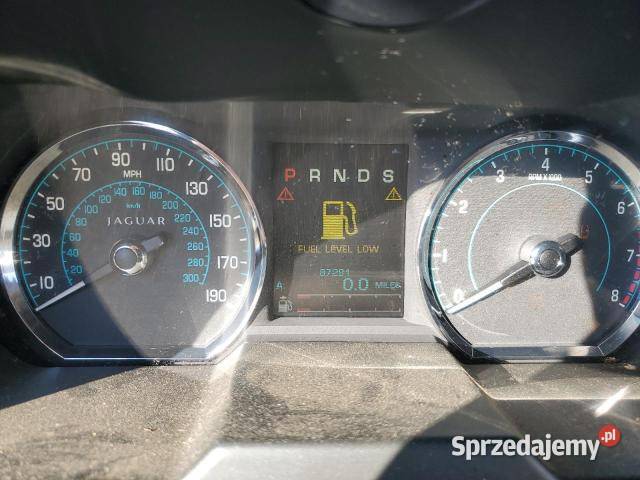 JAGUAR XF produkcji 2012 z USA Rok produkcji 2012 Warszawa