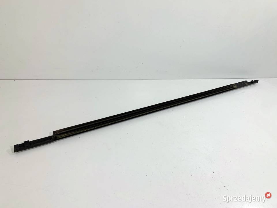 LISTWA ZGARNIAJĄCA PRZÓD PRAWY MINI CLUBMAN F54