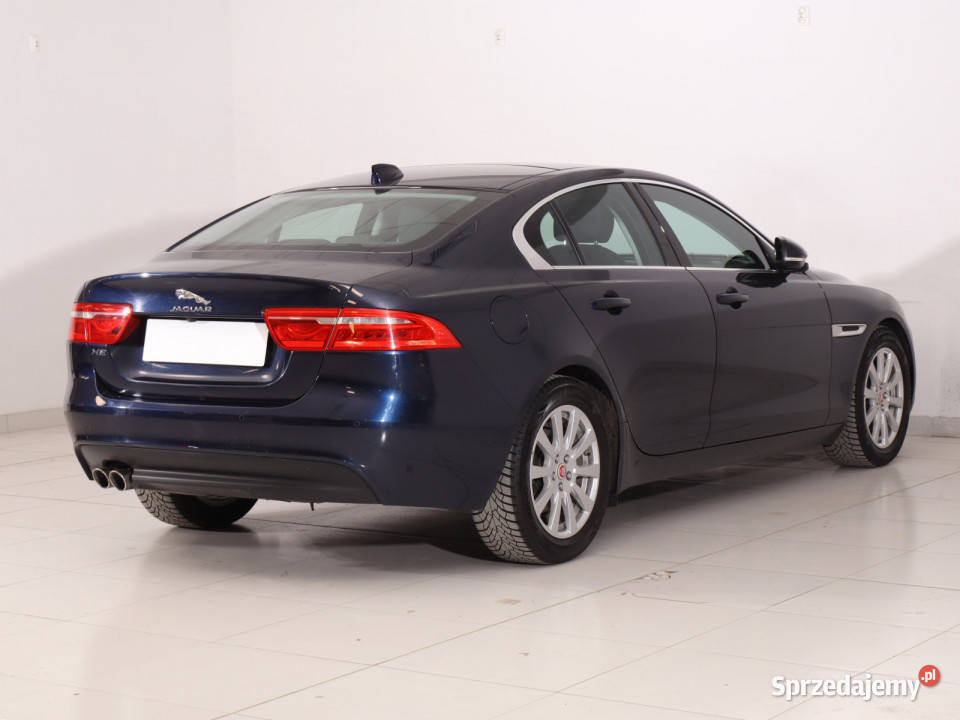 Jaguar XE 20d elektrycznie ustawiane fotele Piaseczno