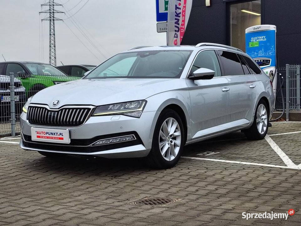 Skoda Superb 2022r Automat FV23 HAK El Fotele 121688km Poznań sprzedam