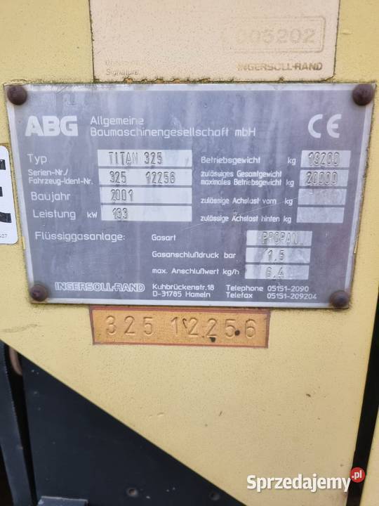 Rozkładarka AGB TITAN 325 kruszywomasa nie Tomaszów Lubelski sprzedam
