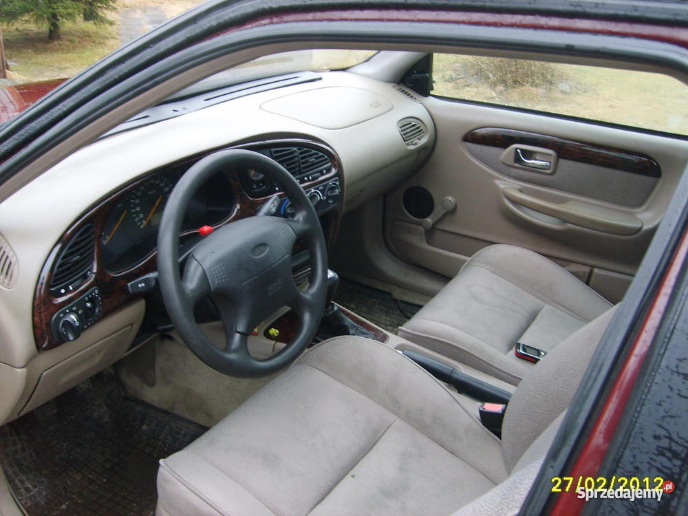 Ford Scorpio 20 Dohc wieloryb części z tego auta Bydgoszcz