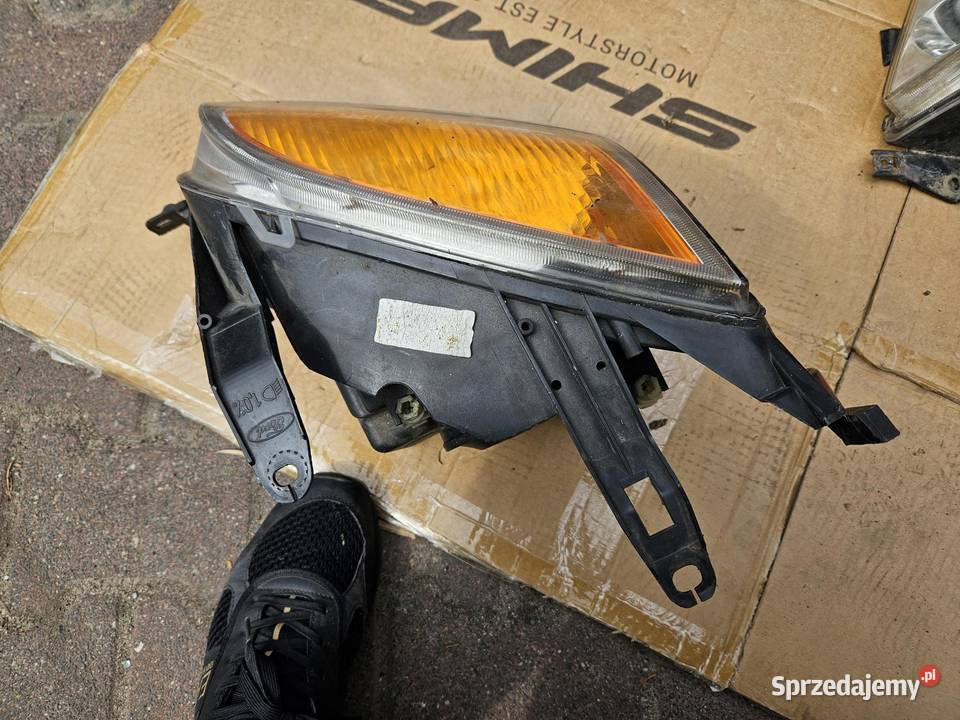 LAMPA PRAWA PRZEDNIA PRZÓD FORD FUSION LIFT sprzedam
