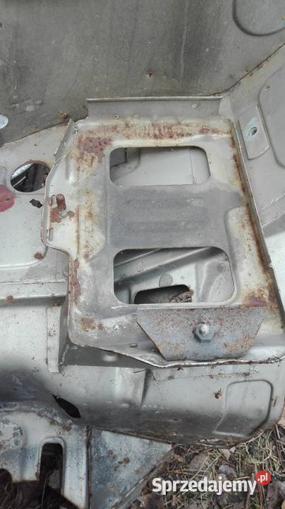 Podstawa akumulatora mocowanie fiat 125p polonez Suskowola