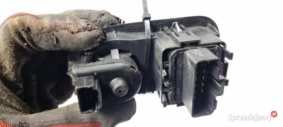 PRZYCISK RENAULT MASTER III osobowe Lipno sprzedam