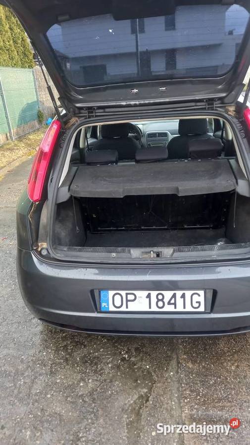 Fiat Grande Punto 14 5 drzwi klimatyzacja światła przeciwmgielne