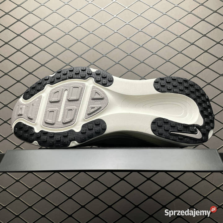 Nike Vomero 18 buty do biegania rozmiar 3646 Nike mazowieckie Warszawa