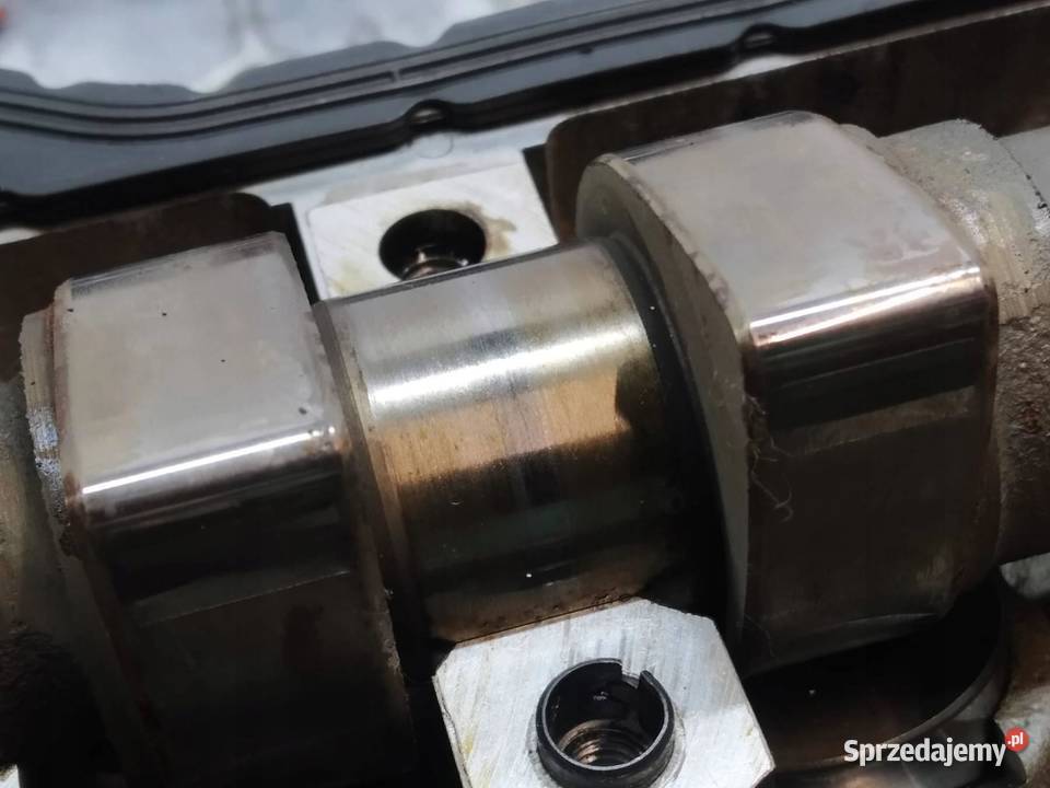 GŁOWICA KOMPLETNA 058103373D ADR 18 20V VW osobowe sprzedam