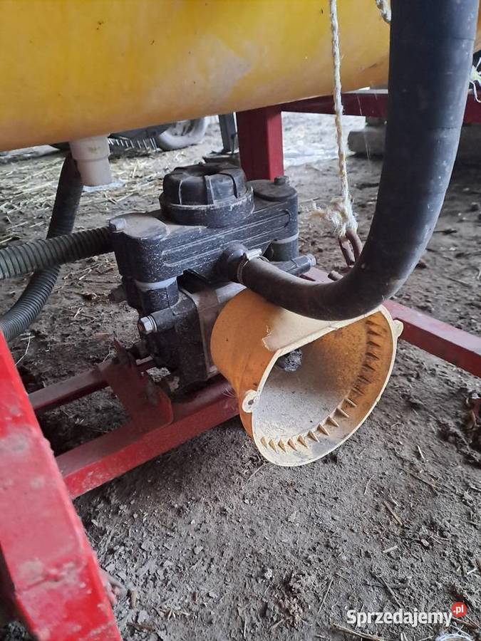 Opryskiwacz 400l Kwas nieuszkodzony Chłaniówek sprzedam