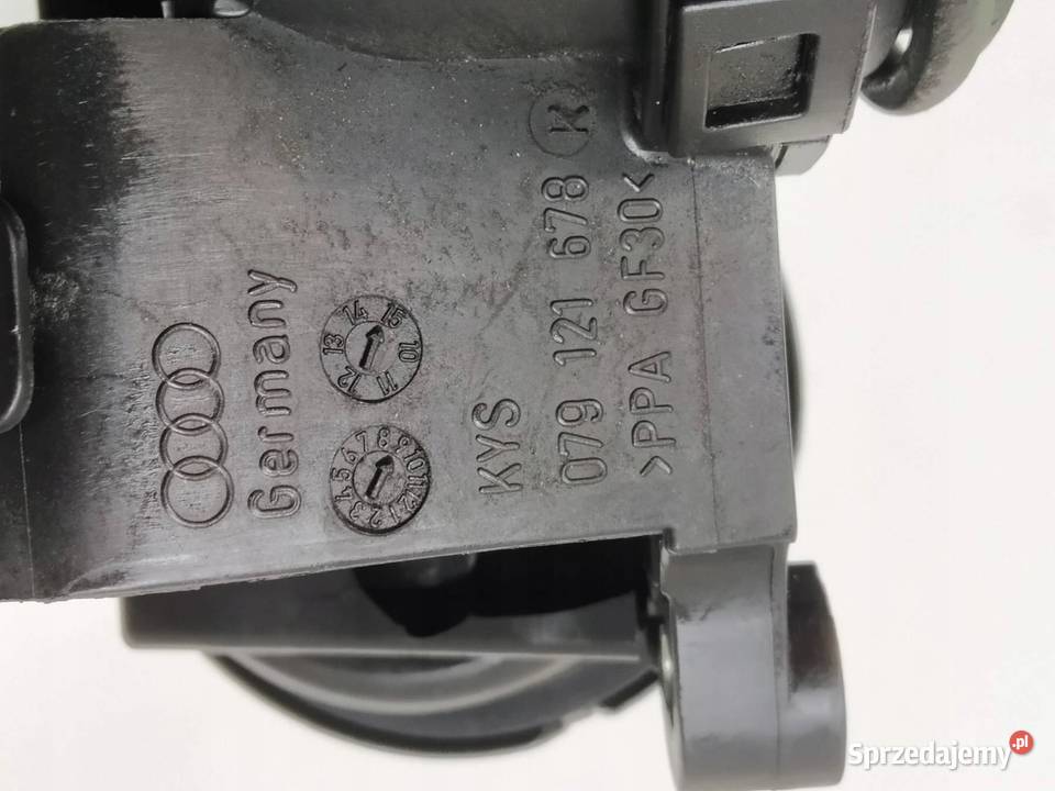 ZAWÓR PODCIŚNIENIA UKŁADU CHŁODZENIA 079121678K Rok produkcji 2016 świętokrzyskie