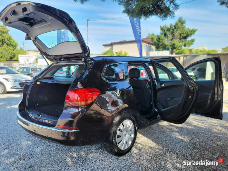 Opel Astra J 20092019 1686cm3 Pabianice