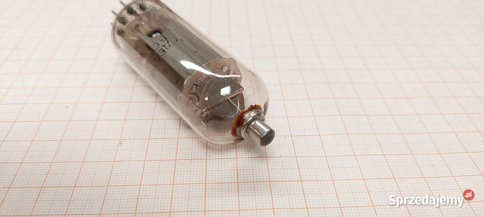 Lampa 6D22 1 A858 Czechowice-Dziedzice