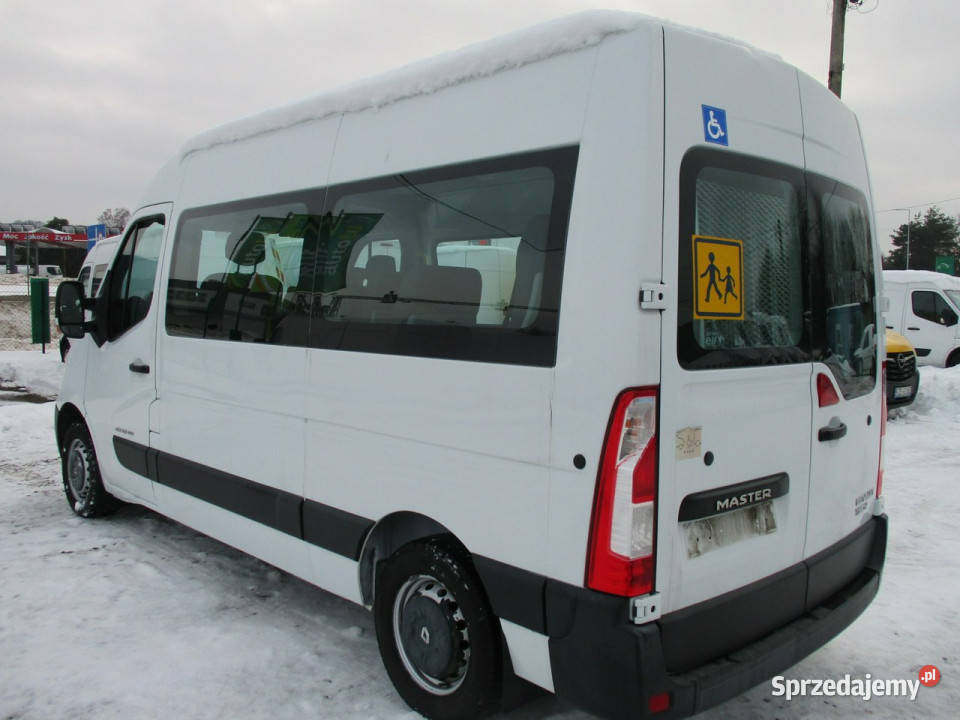 Renault Master 23 DCI 145 L2H2 9 miejsc najazd 4/5