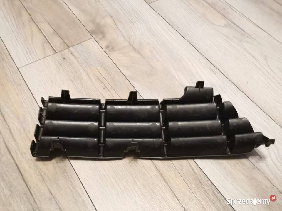 PEUGEOT 207 PRAWA KRATKA ZDERZAKA PRZÓD osobowe