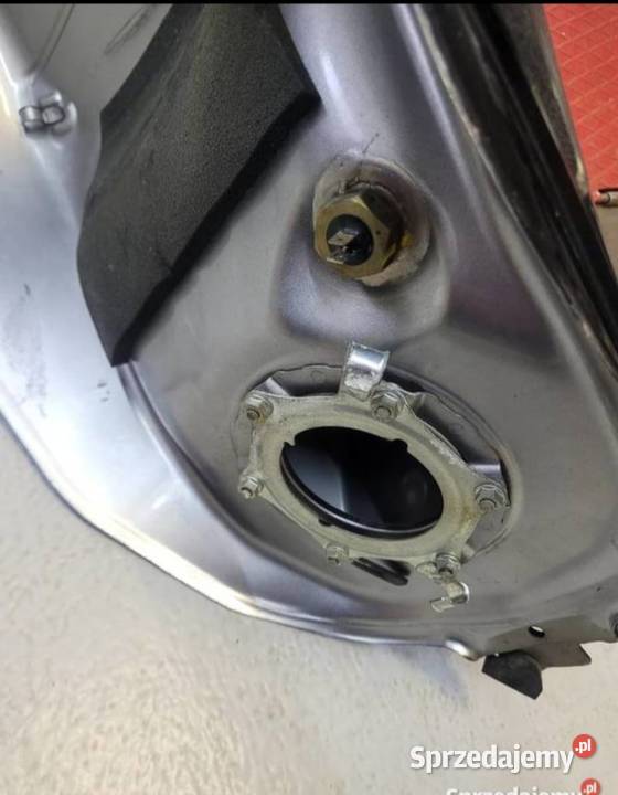 Honda VFR 1200F 1200 F 0916 zbiornik paliwa bak Nowy Tomyśl