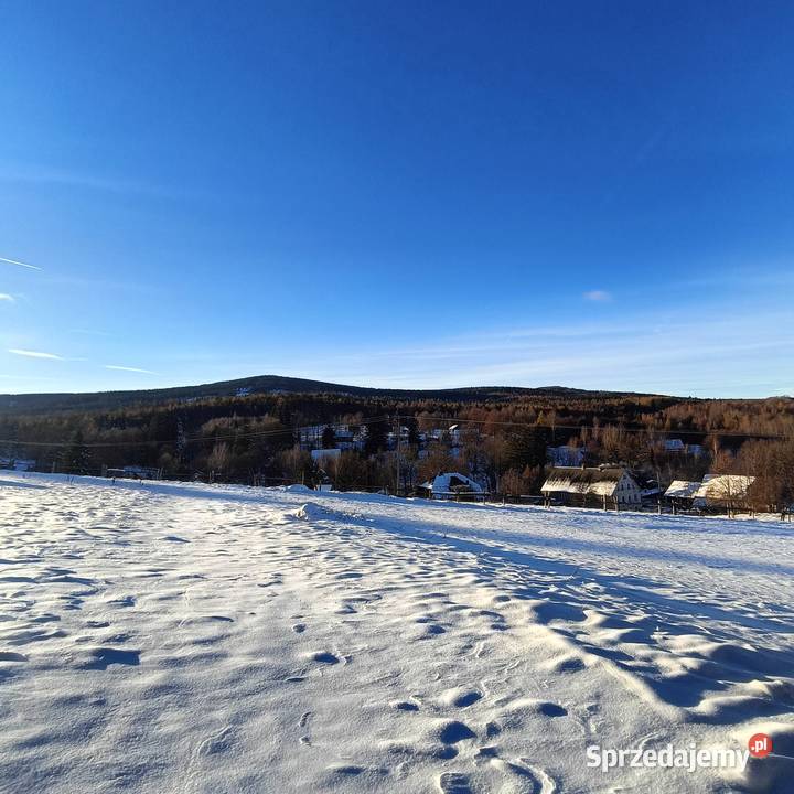 Pięknie położony dom z zabudowaniami Chromiec
