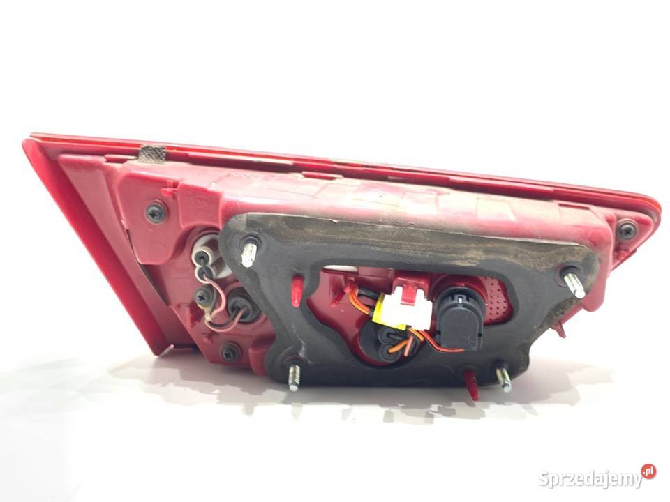 LAMPA TYŁ PRAWA WEWNĘTRZNA KIA OPTIMA 92404D4 osobowe Lampy tylne