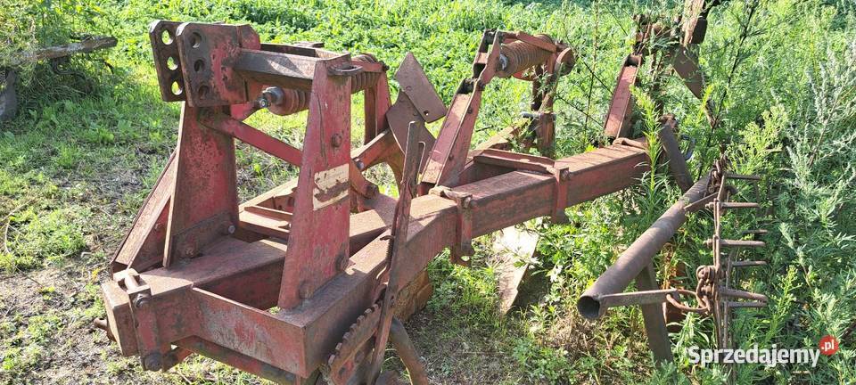 Pług 3 skibowy zaganowy na sprężynie Pługi Dąbrowice sprzedam