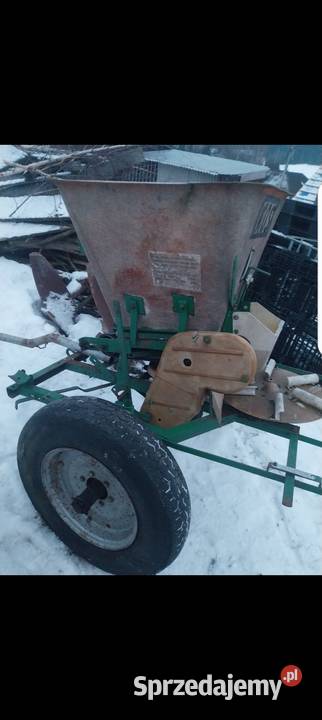 Rozsiewacz nawozu kos nieuszkodzony małopolskie Nowy Sącz