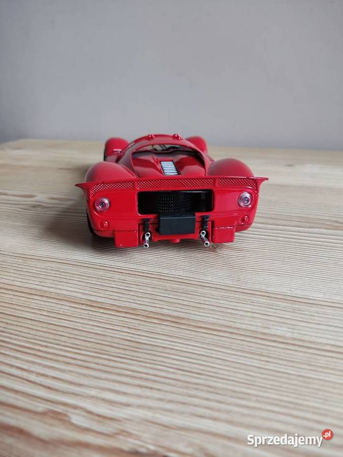 Model samochodu 118 Ferrari 330 P4 1967 Jouef Głuchołazy