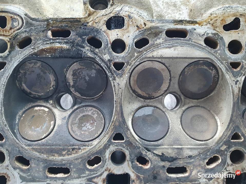 GŁOWICA CYLINDRÓW Opel Astra J Meriva B Corsa D Głowice cylindrów Chełm