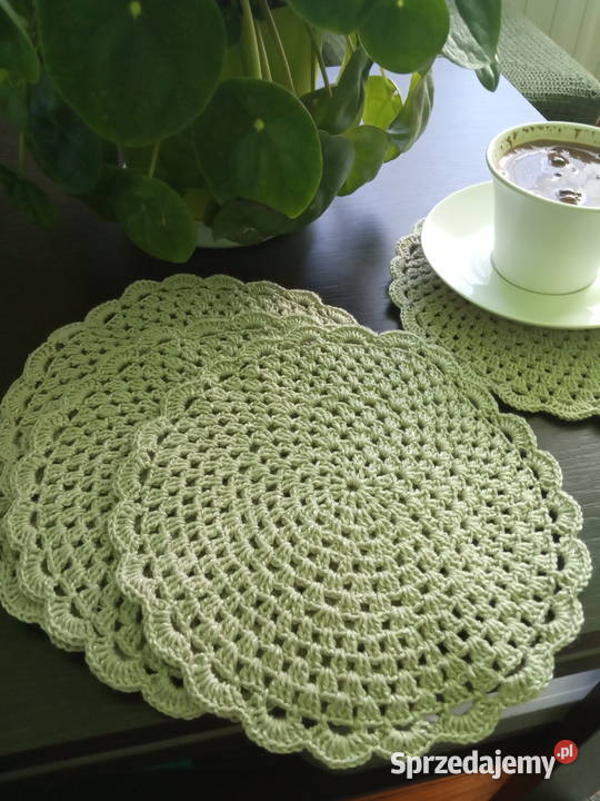 Szydełkowe serwetki beżowy